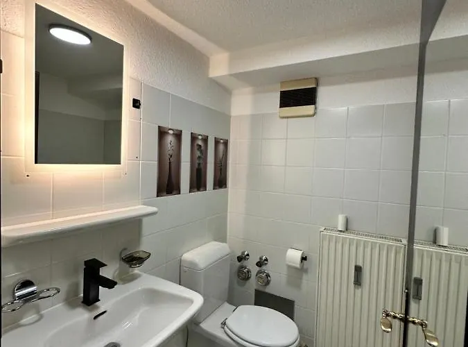 Zwischen Hafen Und Stadt Apartment *