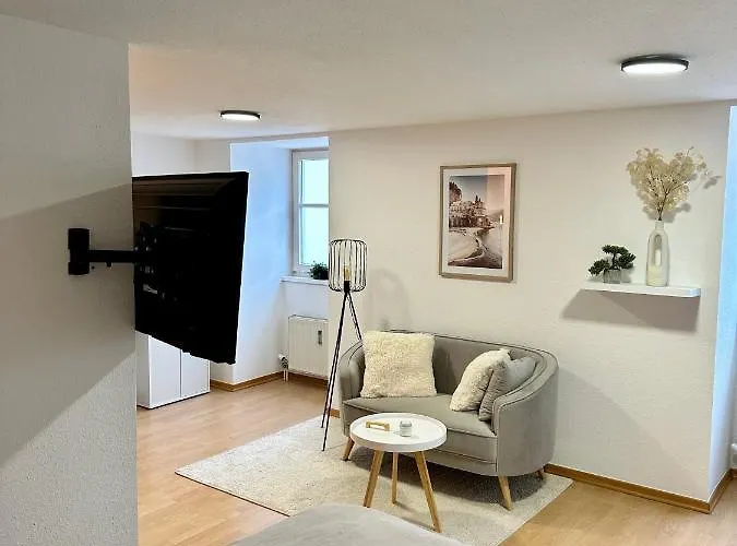 Zwischen Hafen Und Stadt Apartment